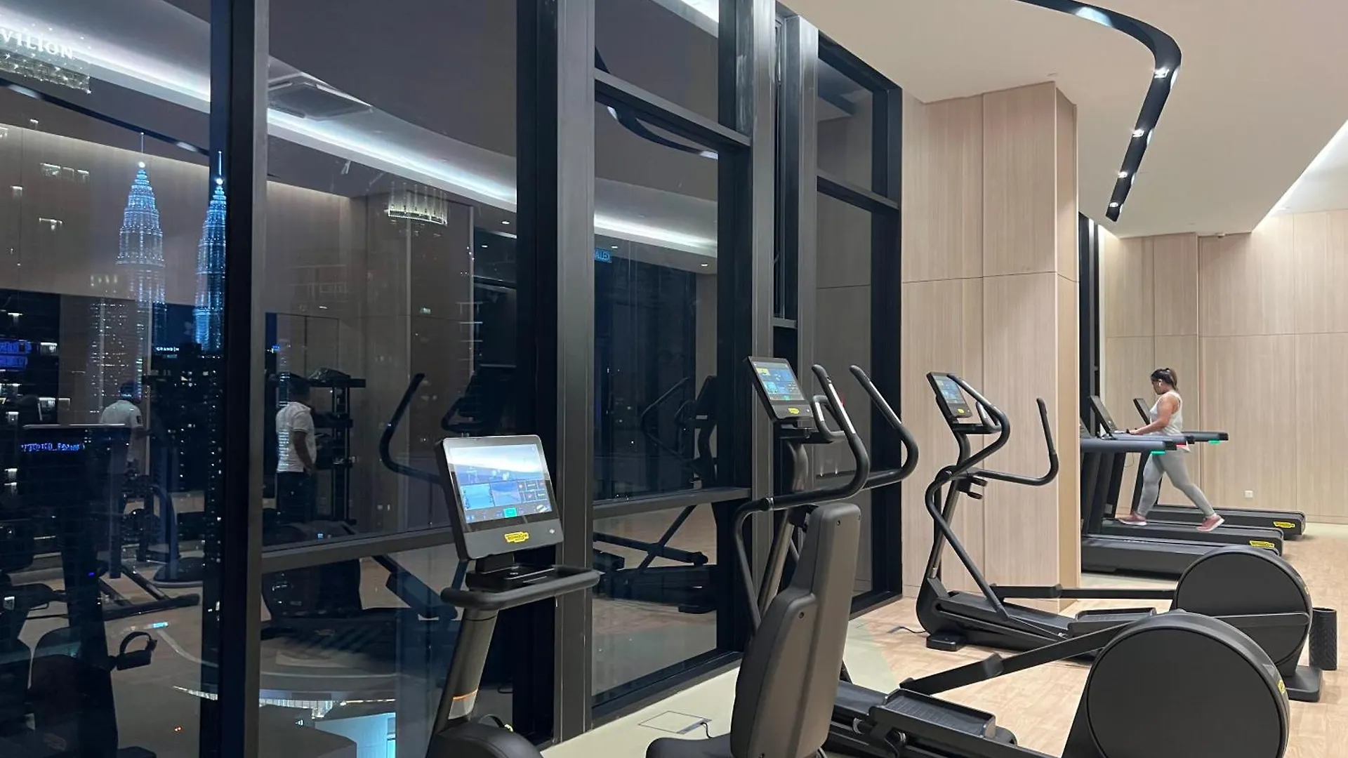 Apartment Popular Suites At Axon Residence Klcc Kuala Lumpur Malaysia