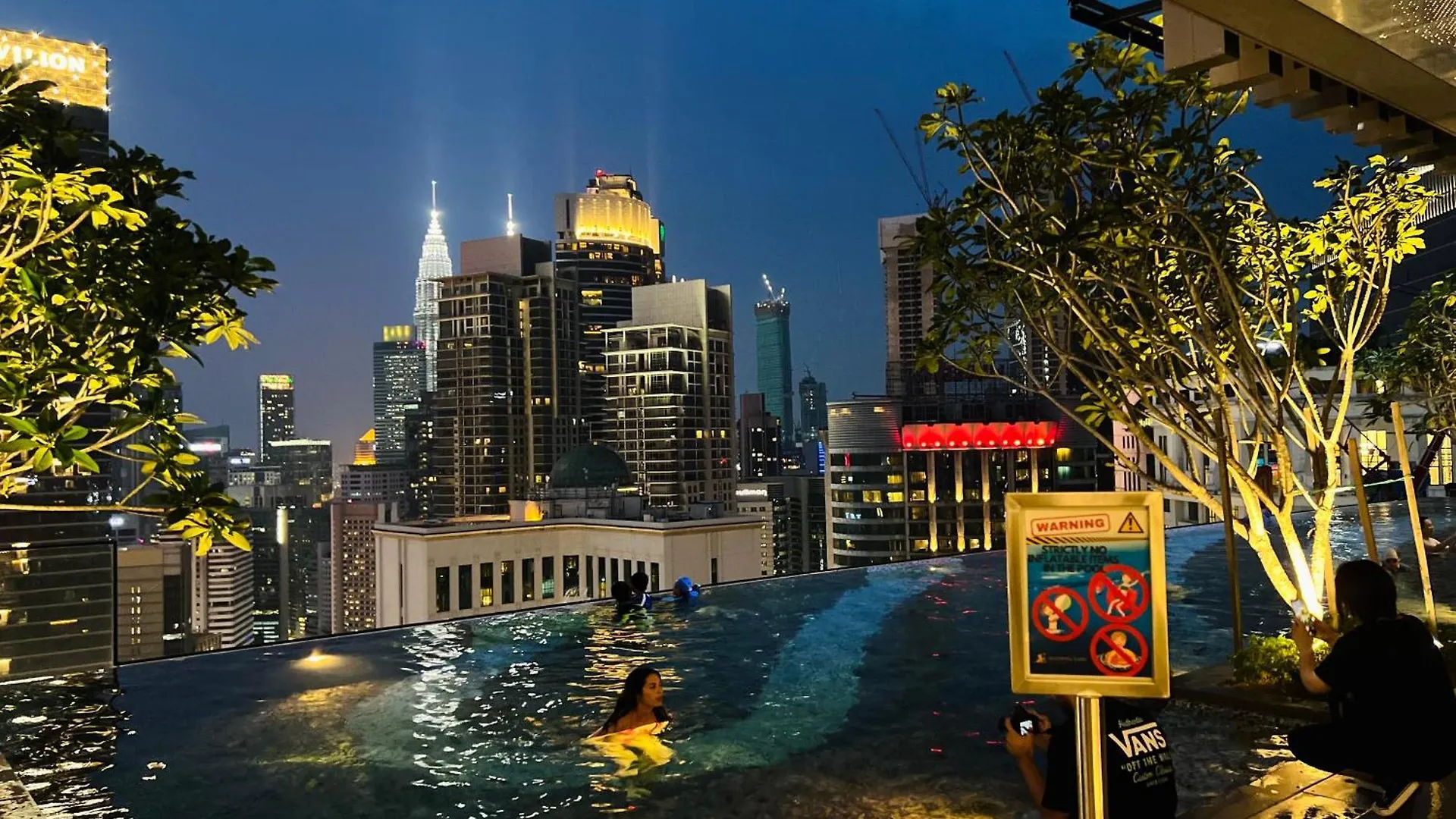 Popular Suites At Axon Residence Klcc Kuala Lumpur 0*,  Malaysia