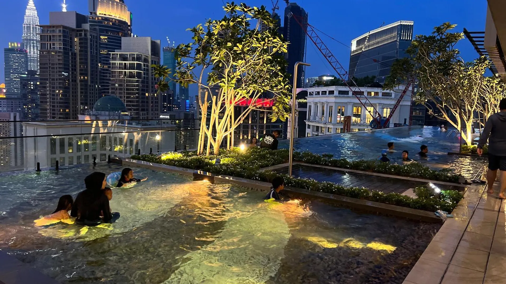 Popular Suites At Axon Residence Klcc Kuala Lumpur Apartment